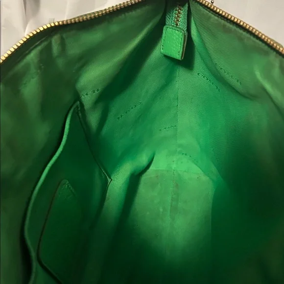 Coach Vibrant Green Leather Shoulder Bag - Picture 8 of 12